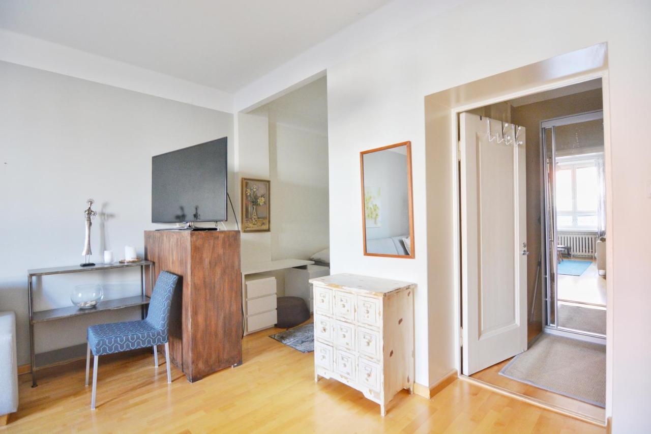 Homely - City Apartment 50M2 Helsinki Bagian luar foto